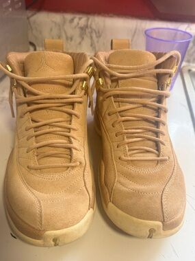 Women’s size 8 air Jordan 12s retro vachetta tan